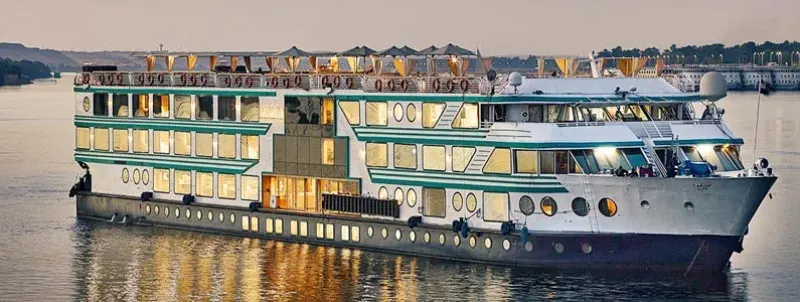 The Luxury Acamar Nile cruise